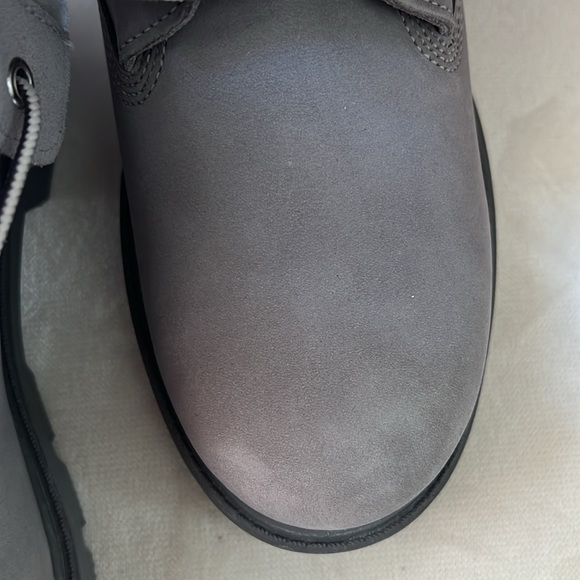 Timberland Suede Boots - Picture 15 of 17